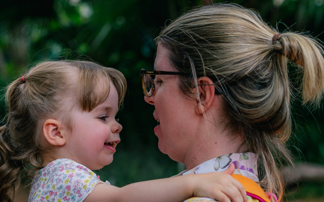 Despedida, distração, presença