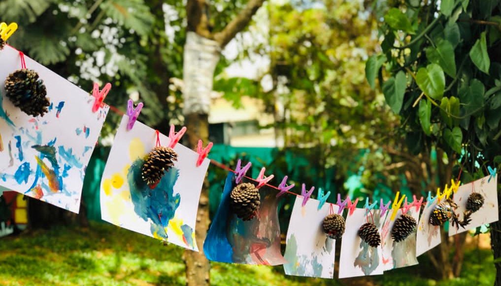 Brincar com elementos da natureza